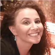 I AM A VERY OUTGOING , BUBBLY AND I LIKE THEACHING. 
TO ANYONE THAT WOULD LIKE TO LEARN ITALIAN
